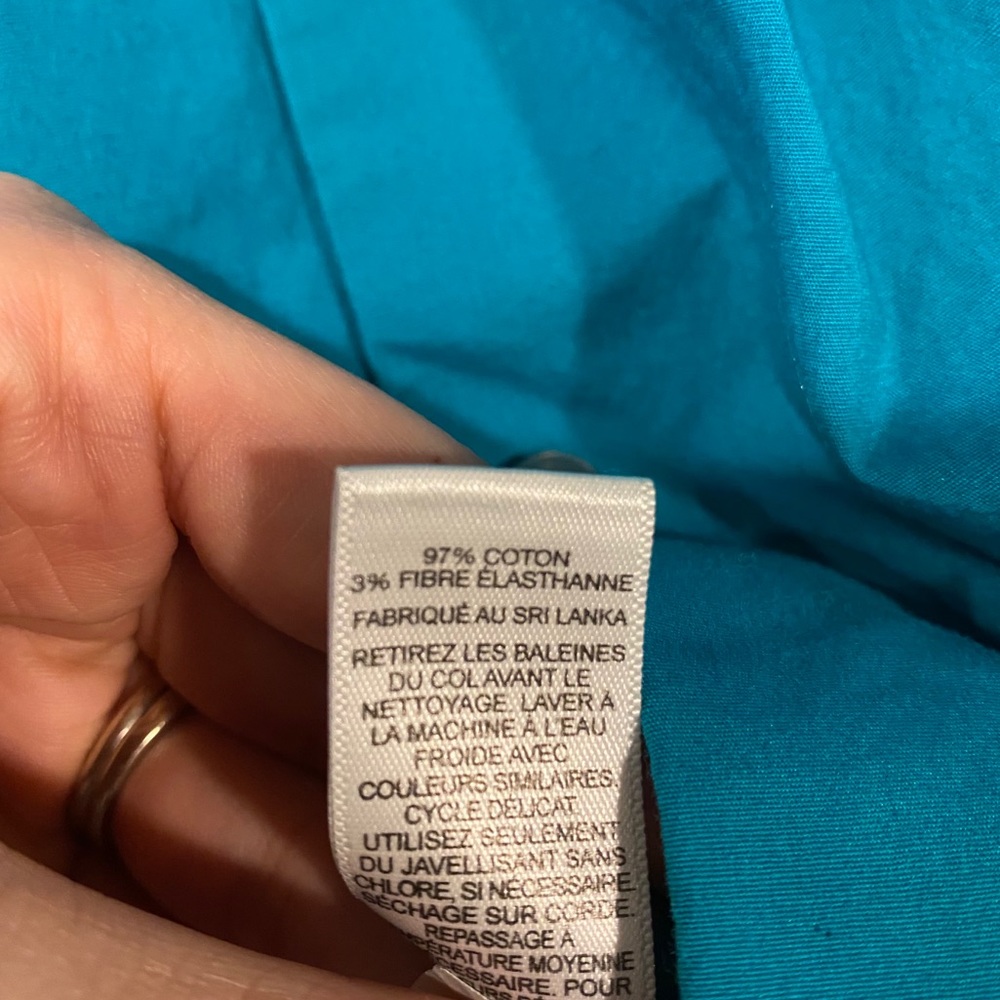 Express button down - Picture 2 of 6